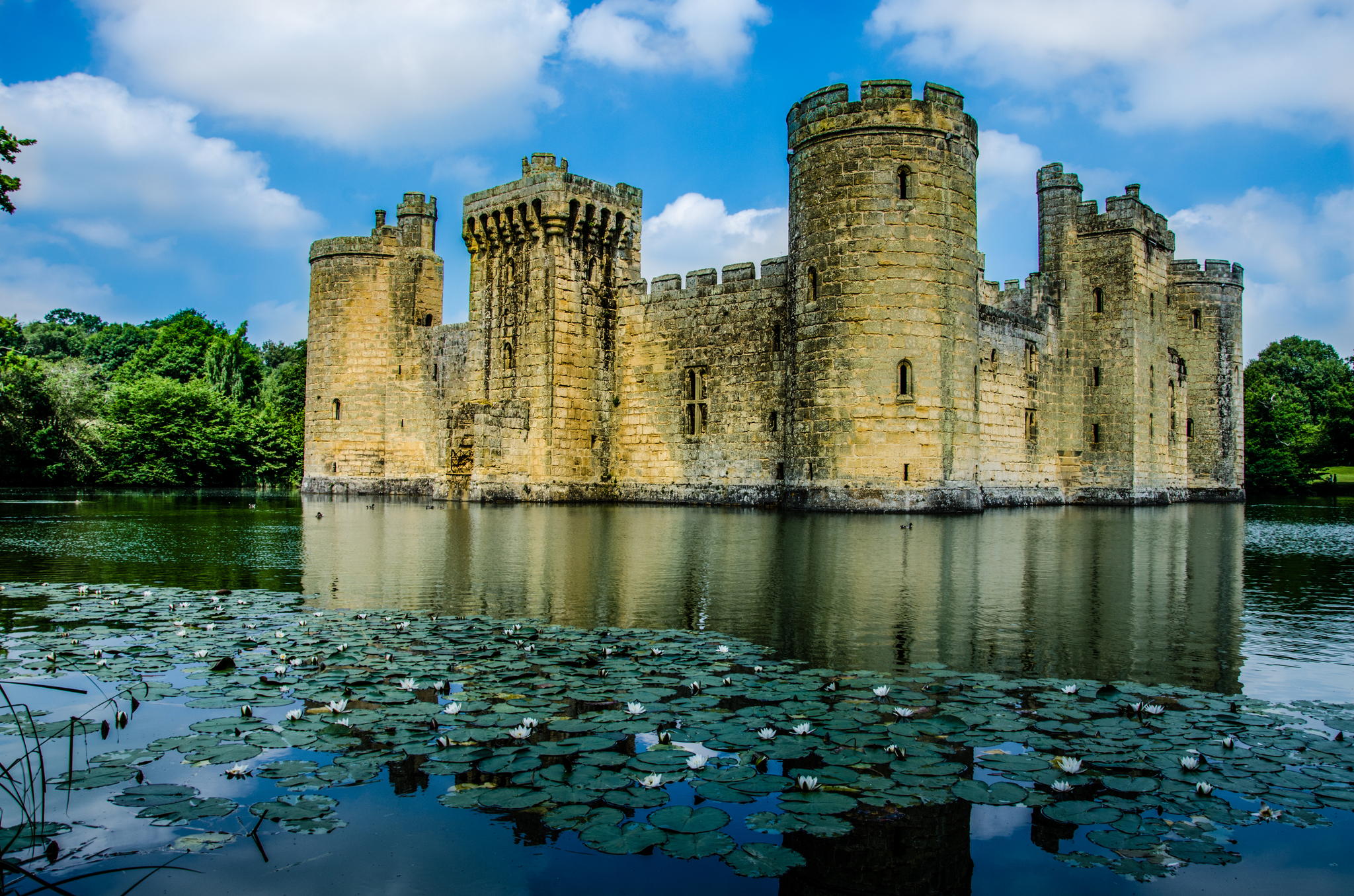 Замъкът Боудиъм, Англия