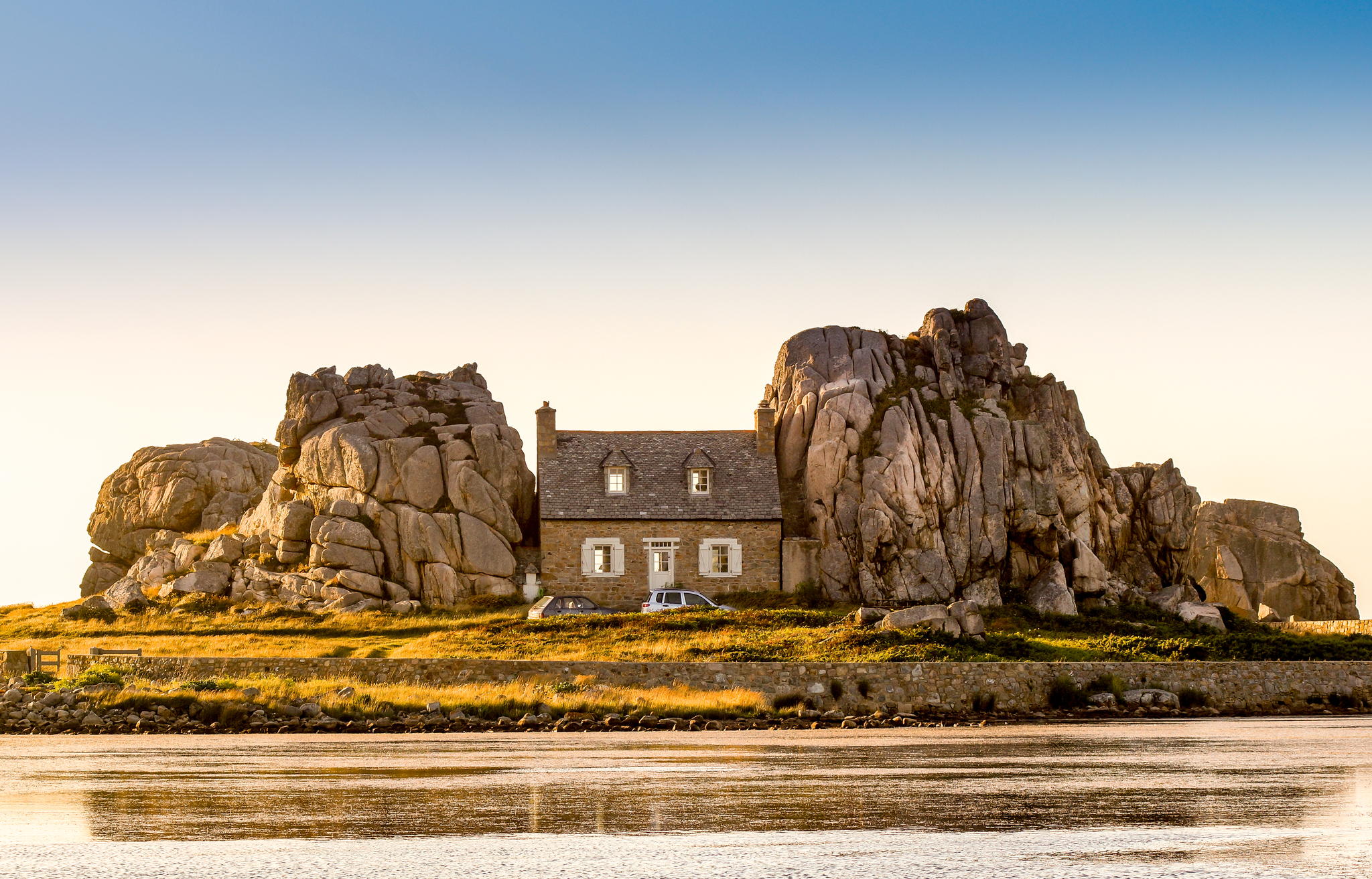 Красиви гледки: Къщата между скалите