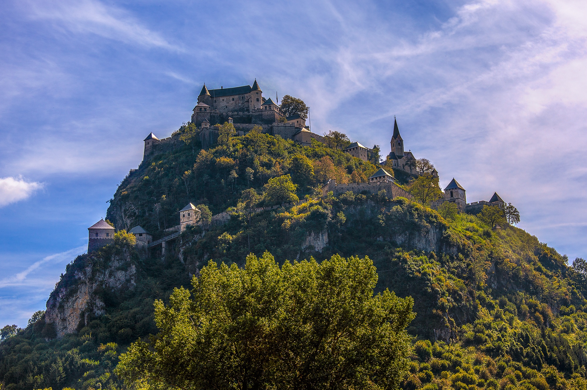 Средновековният замък Хохостервиц