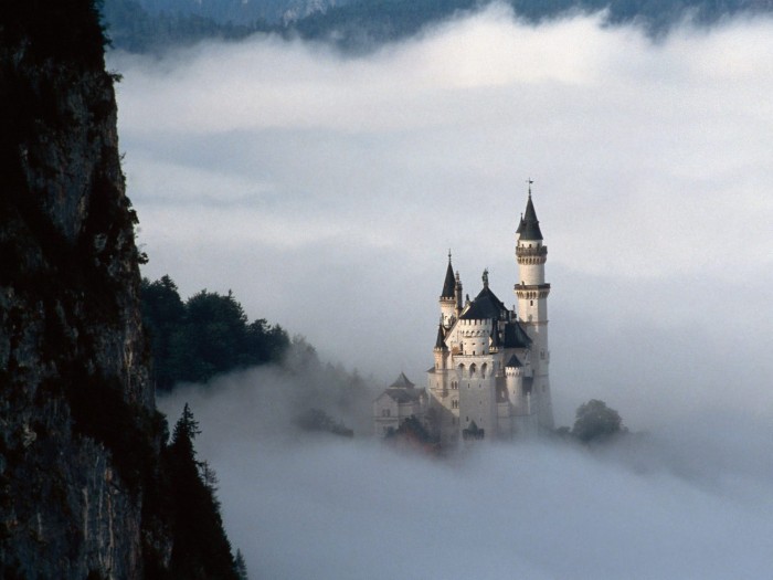 Neuschwanstein_Castle_Germany2