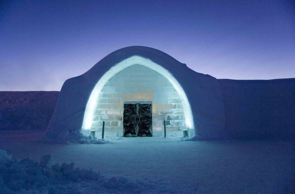 sweden-s-coolest-hotel-the-ice-hotel-jukkasjarvi-sweden+1152_12921779930-tpfil02aw-26189